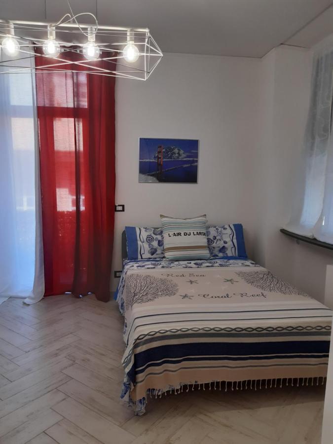Casa Vacanze Via Nizza 57 Zinola-Wifi Savona Exterior photo